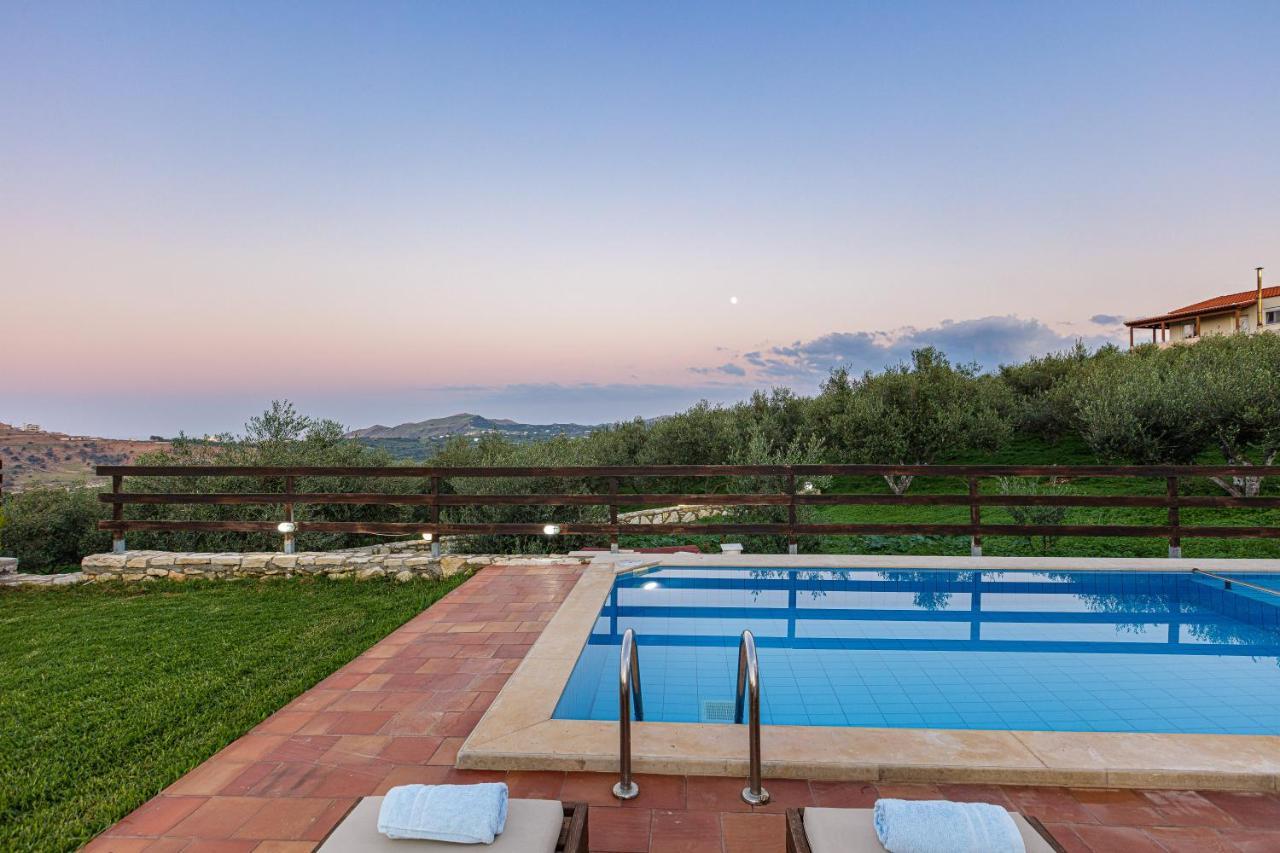 Dimokritos Villas, A Homestay Experience, By Thinkvilla Angeliana  Dış mekan fotoğraf