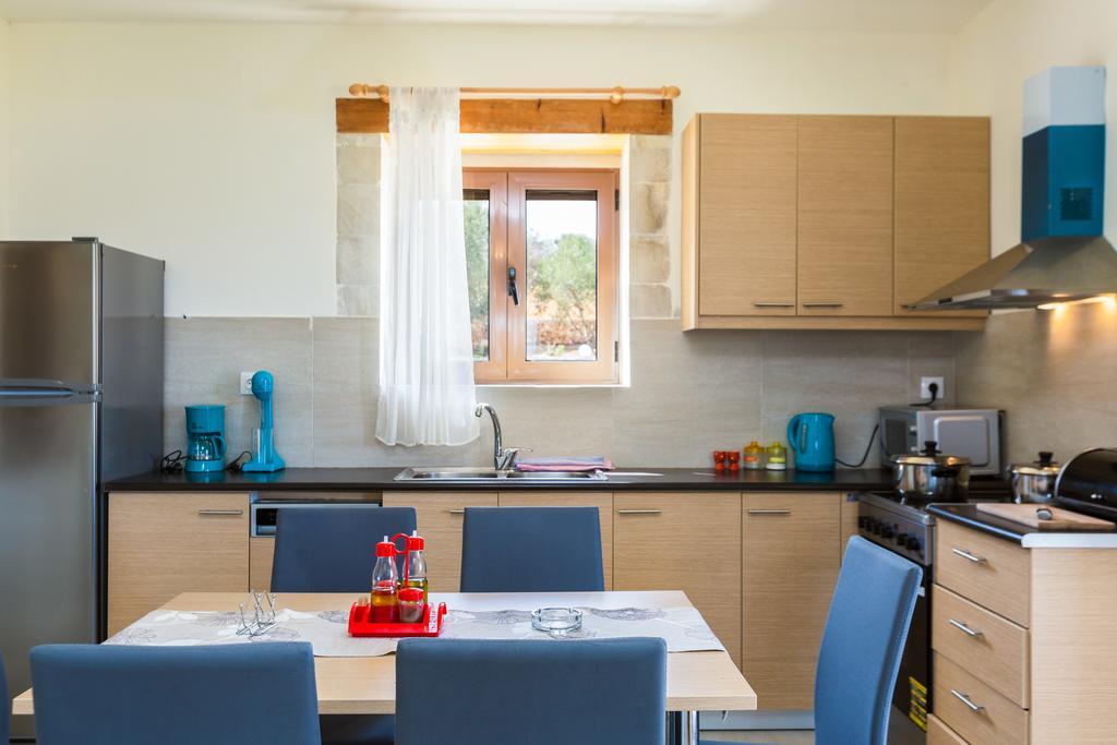 Dimokritos Villas, A Homestay Experience, By Thinkvilla Angeliana  Dış mekan fotoğraf