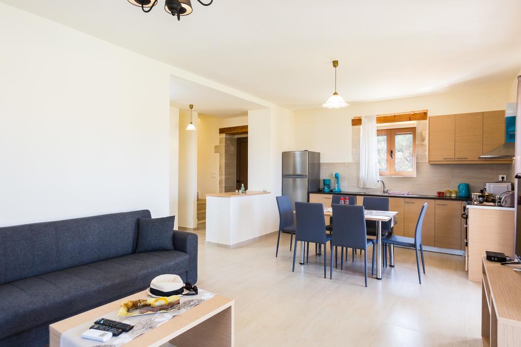 Dimokritos Villas, A Homestay Experience, By Thinkvilla Angeliana  Dış mekan fotoğraf